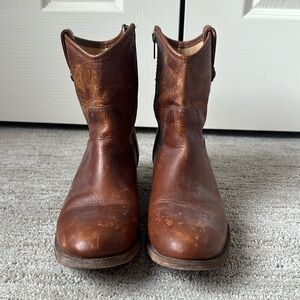 Frye Melissa Button Short boots size 9